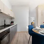 شقة Easy Rent - Kosmos, 24h Check-in لوبلين