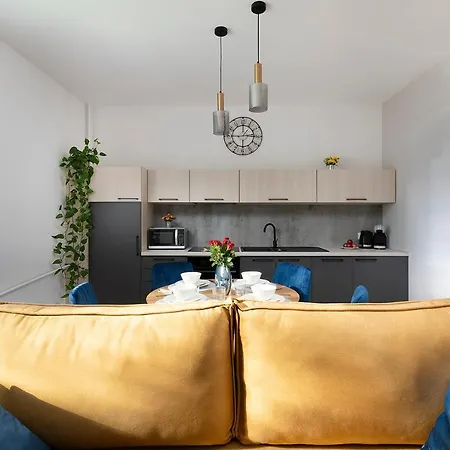 Appartement Easy Rent - Kosmos, 24h Check-in *