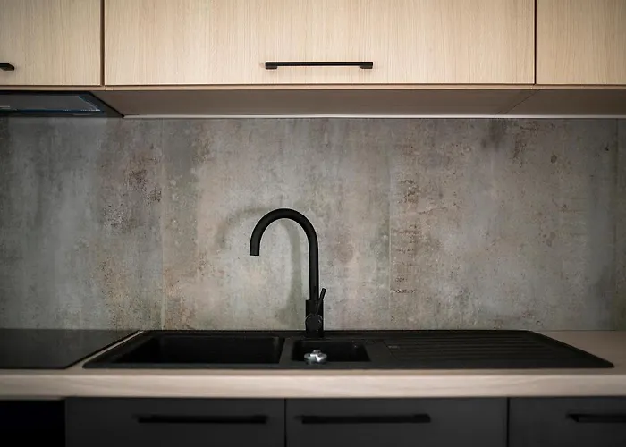 Easy Rent - Kosmos, 24h Check-in Apartment *